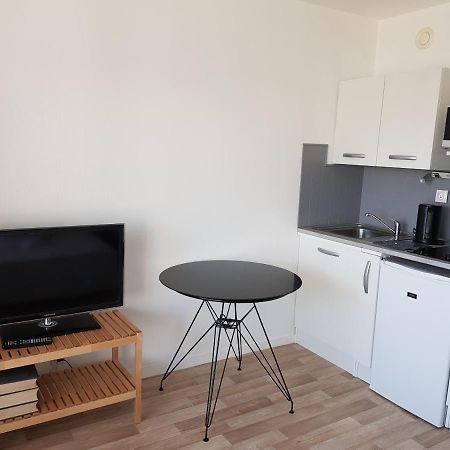 Studio Front De Mer Apartment Ouistreham Exterior photo
