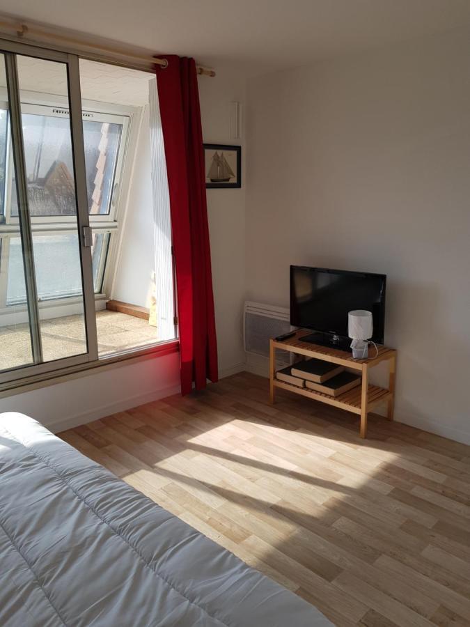 Studio Front De Mer Apartment Ouistreham Exterior photo